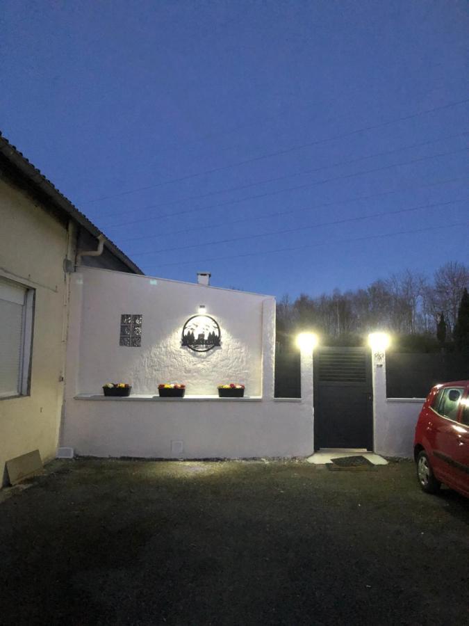 Lavalou Bed & Breakfast Lannemezan
